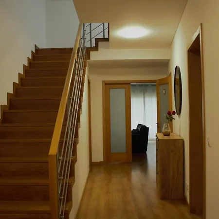 Alojamentos Pando Apartmán Aveleda (Porto)